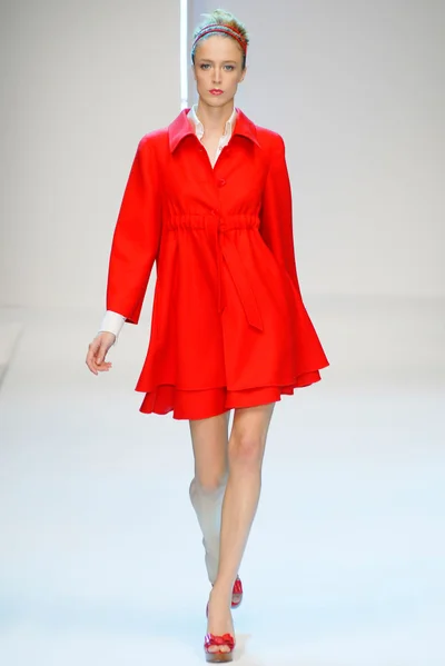 Look 2